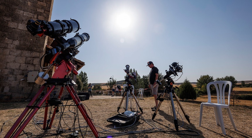 Eclipse em Bragança. Aeródromo preparado para receber 7500 pessoas