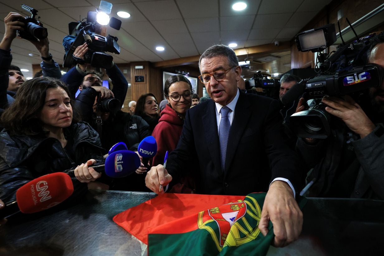 Seguro 'in principle' opposed to lifting the freeze on tuition fees