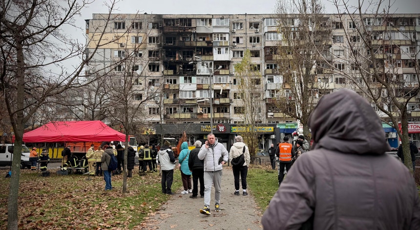 Imagem de Um morto e sete feridos em 