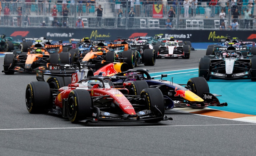 Avaria rouba vitória a Max Verstappen nas 24 Horas de Nürburgring