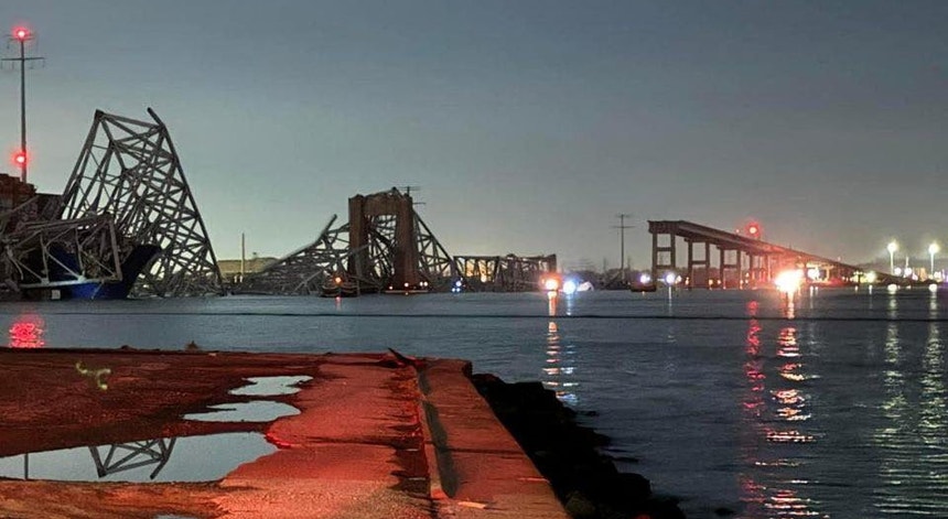 Un pont de Baltimore s’effondre après qu’un navire a heurté un pilier