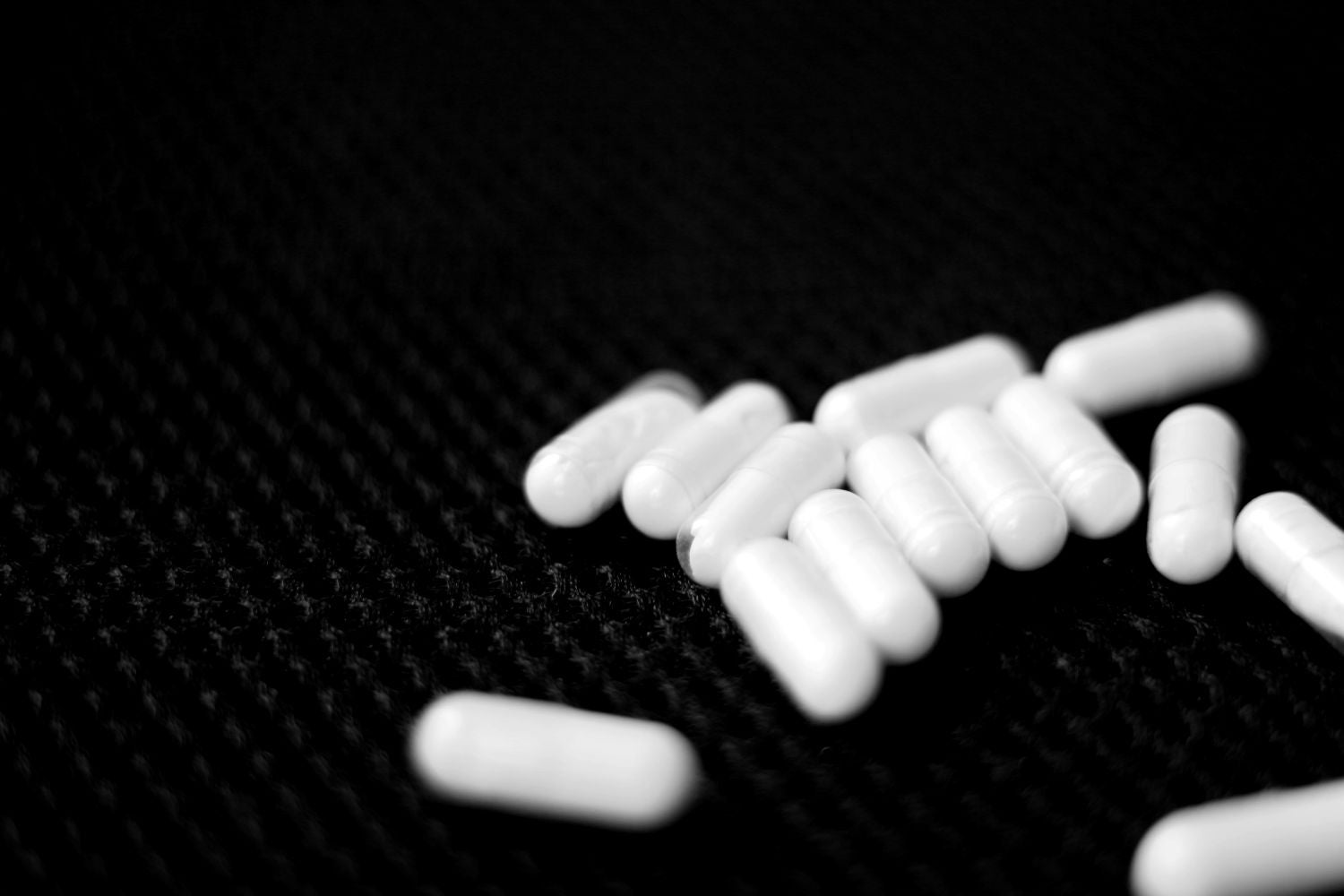 Mil toneladas de produtos químicos apreendidos na maior operação de sempre contra as drogas sintéticas na Europa