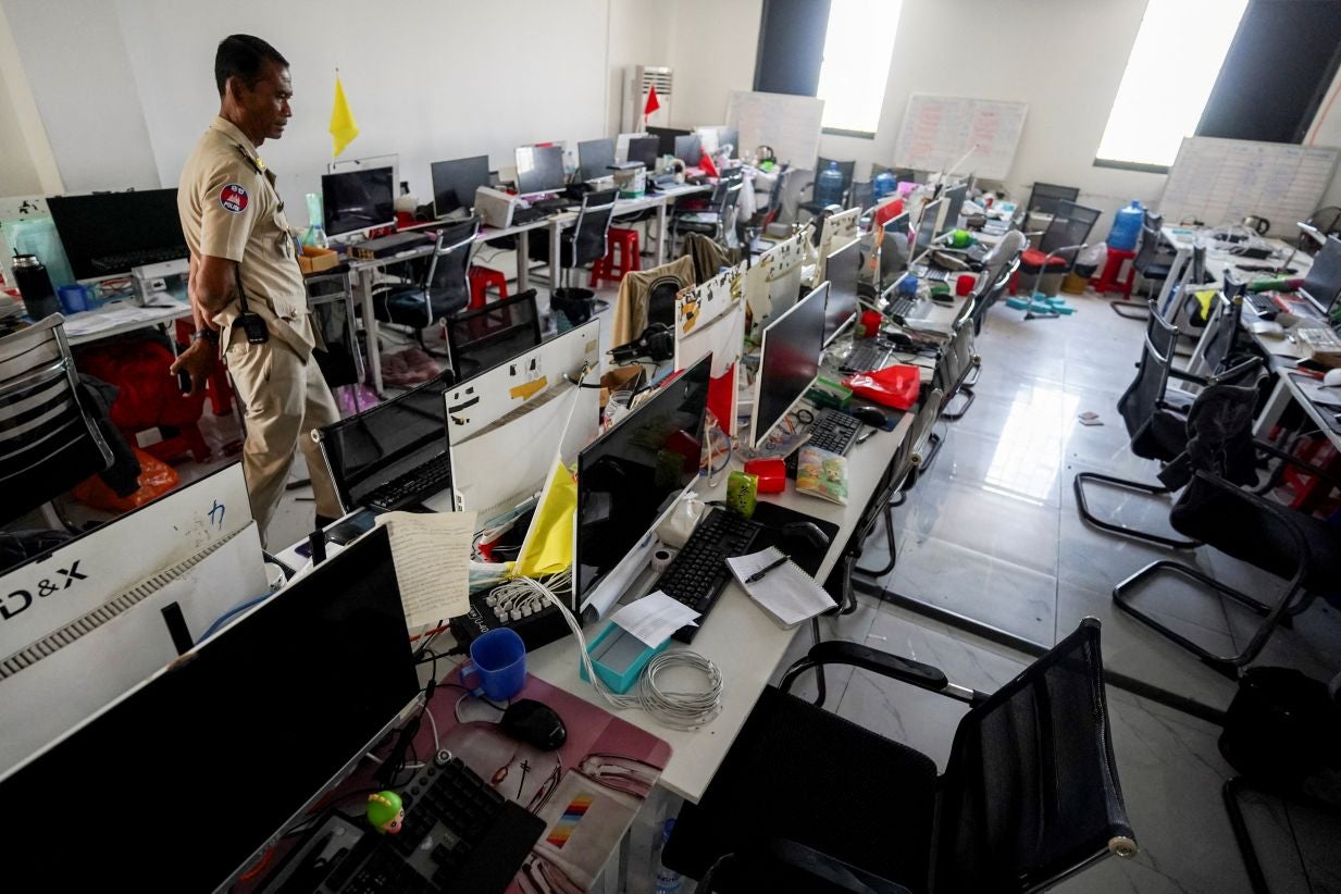 Camboja quer encerrar todos os centros de fraude online até final de abril