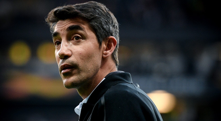 Bruno Lage deixou de ser oficialmente treinador do Benfica
