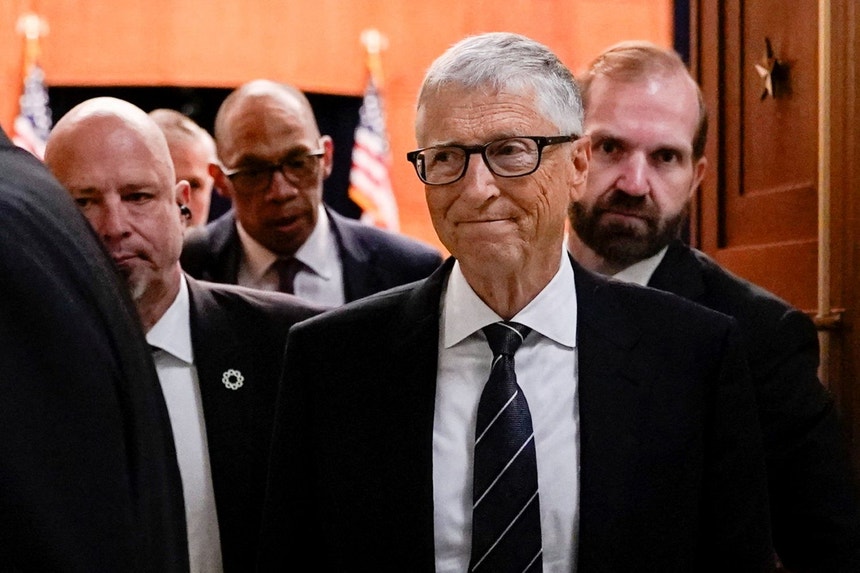 Imagem de Bill Gates afirmou no Congresso nunca ter tido uma DST apesar de Epstein o insinuar
