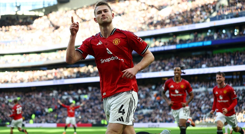 Imagem de United salva empate em Londres