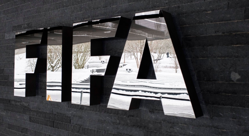 O "ranking" da FIFA ajudou a escalonar os cabeças-de-série para o "play-off" de acesso ao Mundial da Rússia
