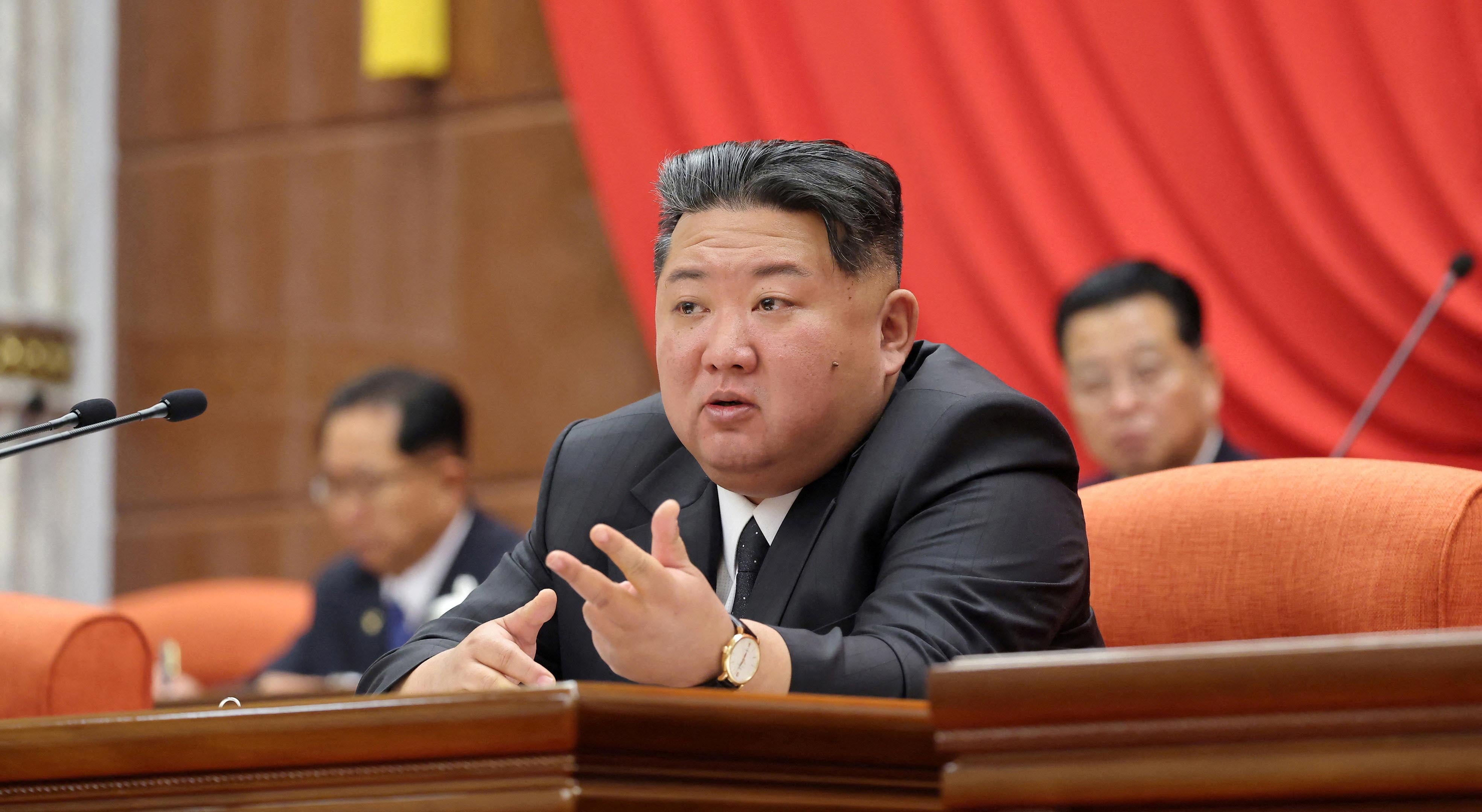 Kim Jong-un louva sangue derramado ao lado dos russos na Ucrânia