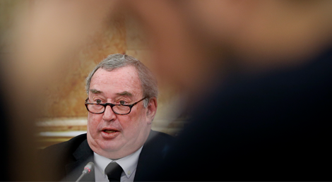 O empresário Pedro Queiroz Pereira na audição à Comissão de Inquérito ao BES e ao GES a 10 de dezembro de 2014 (foto: Lusa) O empresário Pedro Queiroz Pereira na audição à Comissão de Inquérito ao BES e ao GES a 10 de dezembro de 2014 (foto: Lusa)