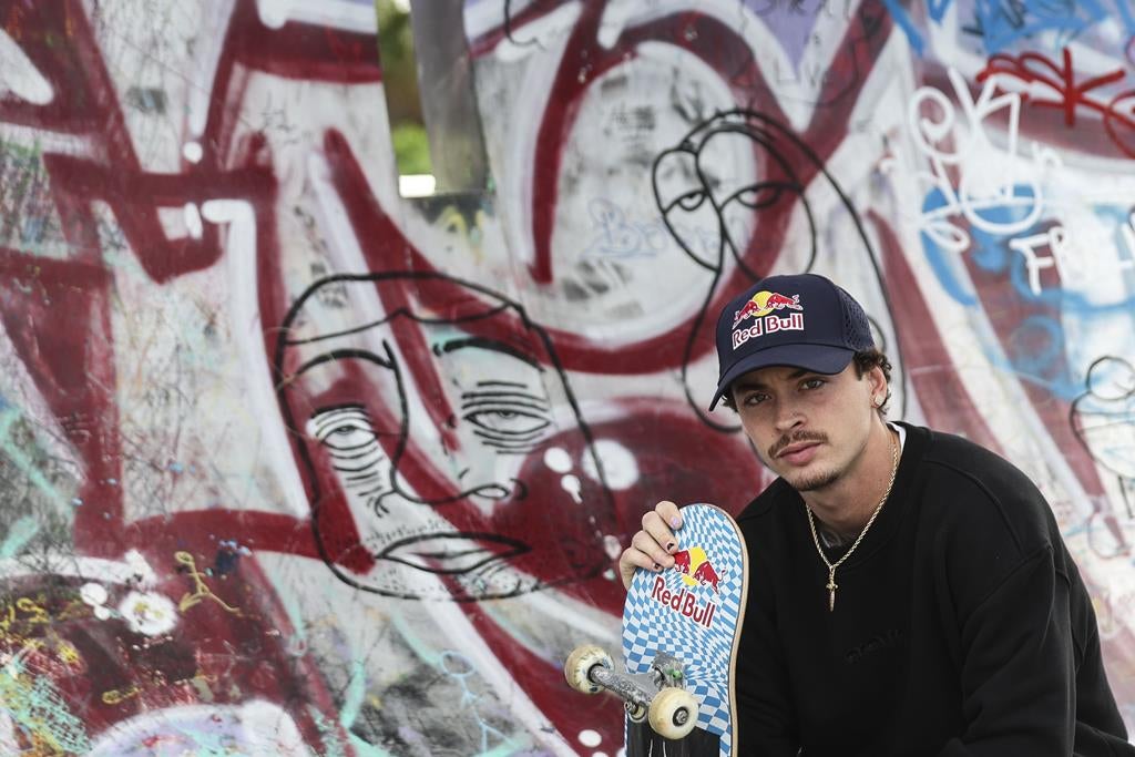 Paris2024. Chuva adia prova do skater Gustavo Ribeiro