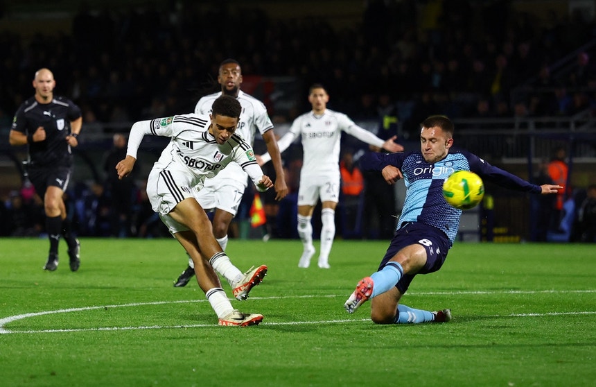 Fulham de Marco Silva vence Wycombe nos penáltis e segue na Taça da Liga inglesa