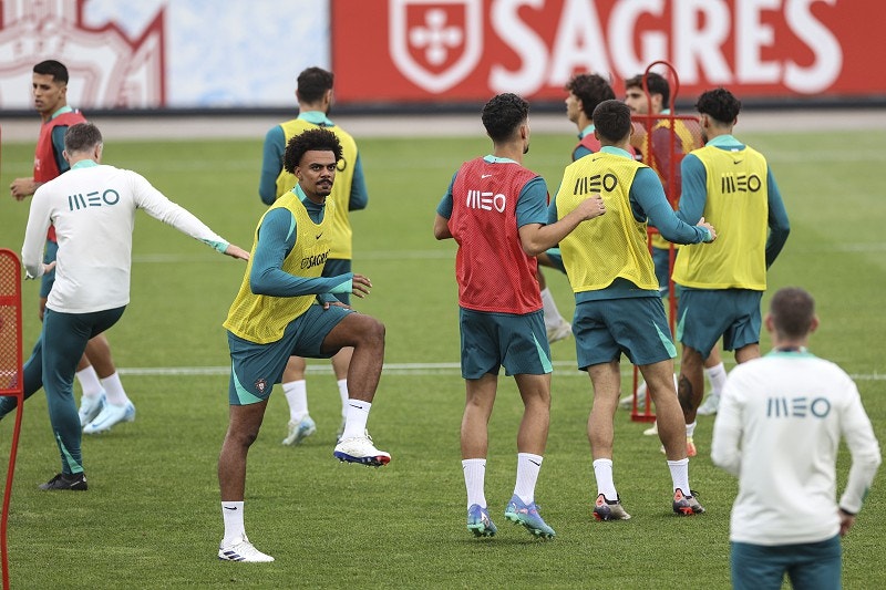 A equipa das quinas continua a preparar o jogo com os polacos
