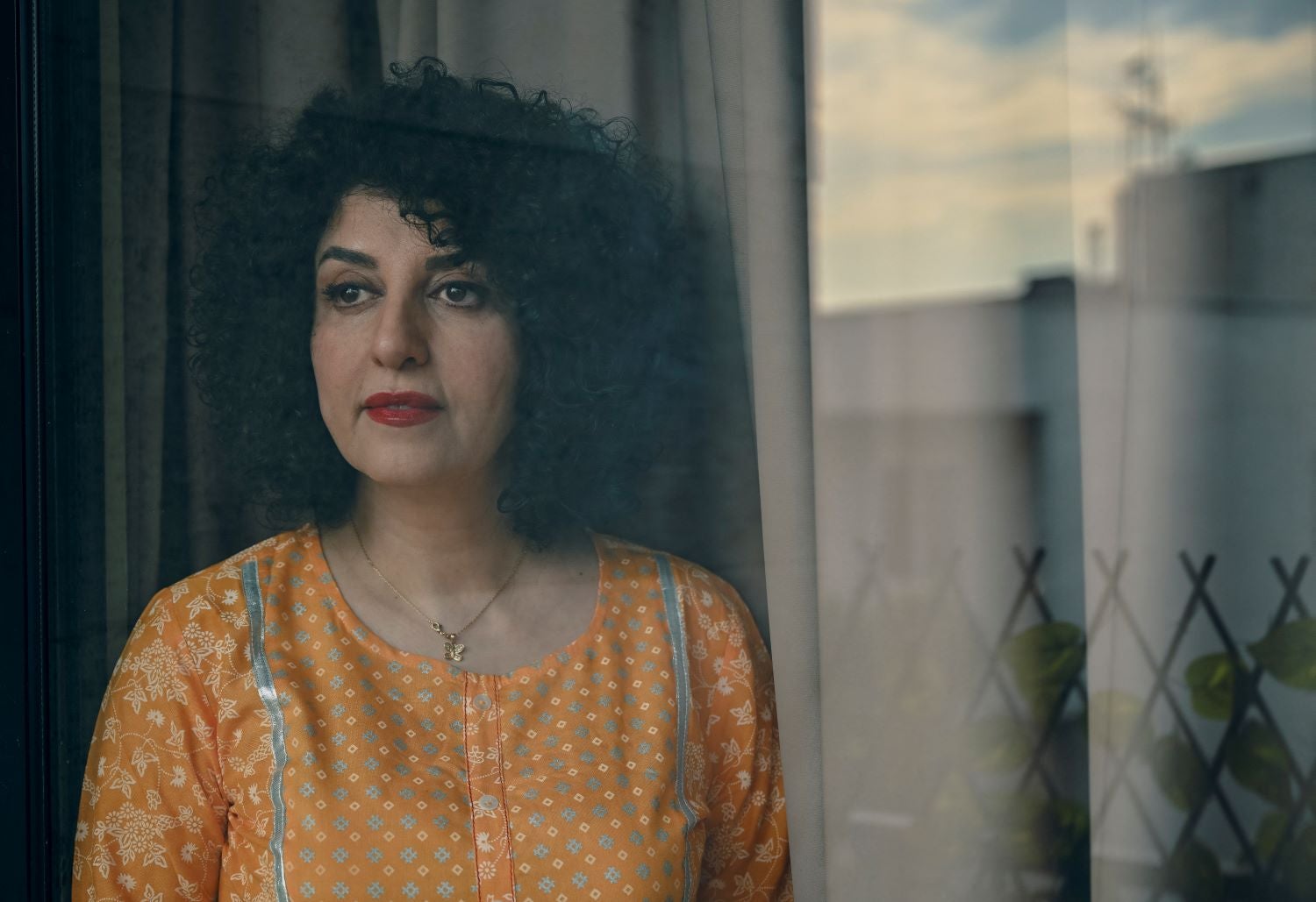 Narges Mohammadi. Família acusa Teerão de colocar vida da Nobel da Paz em risco