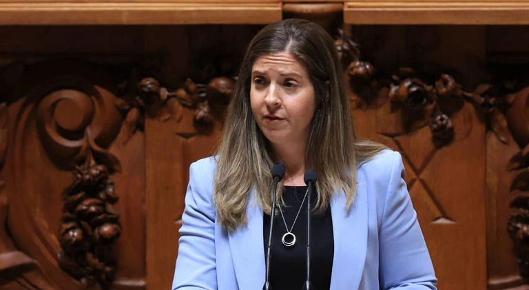 Ministra rejeita tentativa de limitar liberdade no Conselho do Desporto