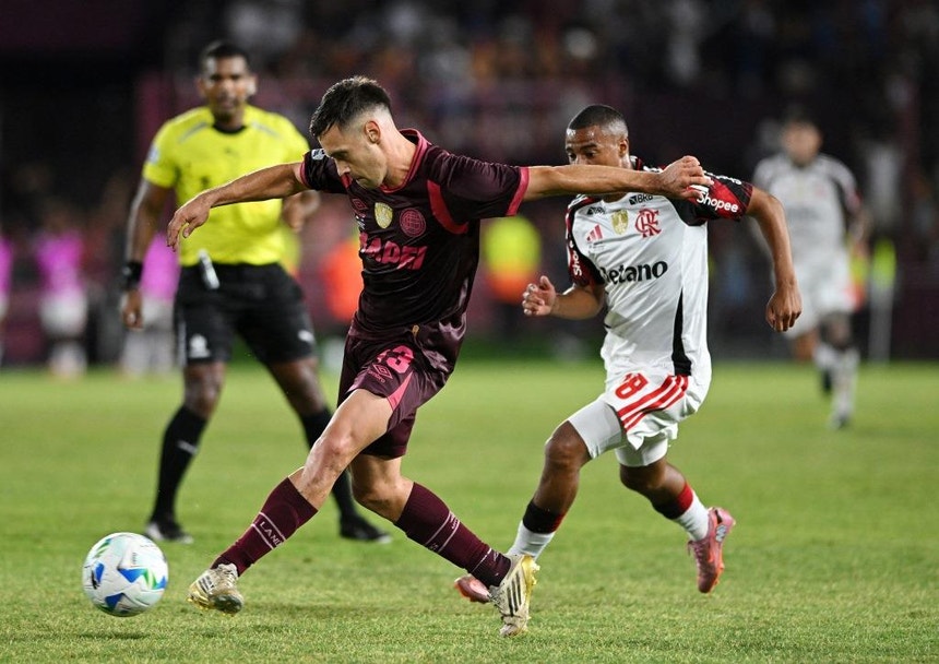 Imagem de Lanús bate Flamengo na primeira mão da Supertaça sul-americana