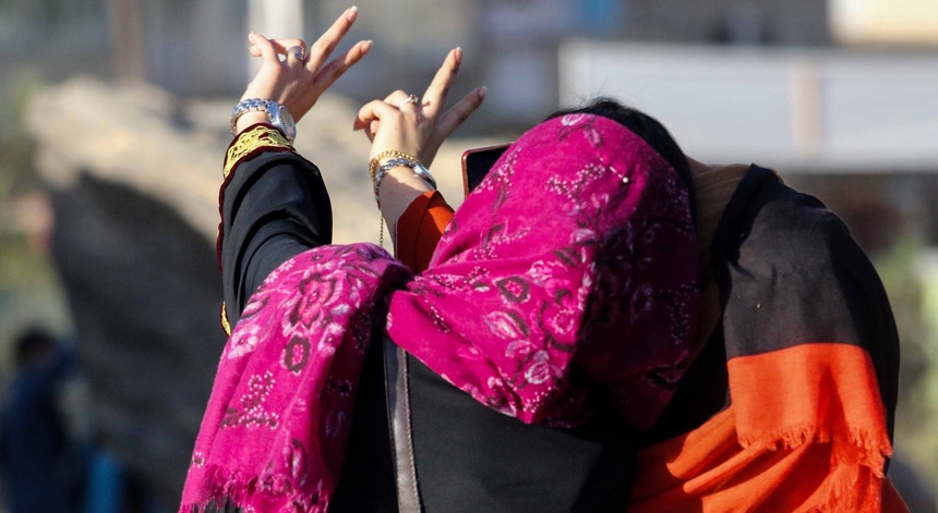 As mulheres vivem em perigo no Afeganistão
