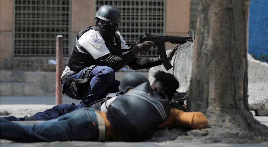 ONU apela a intervenção estrangeira para combater violência do Haiti