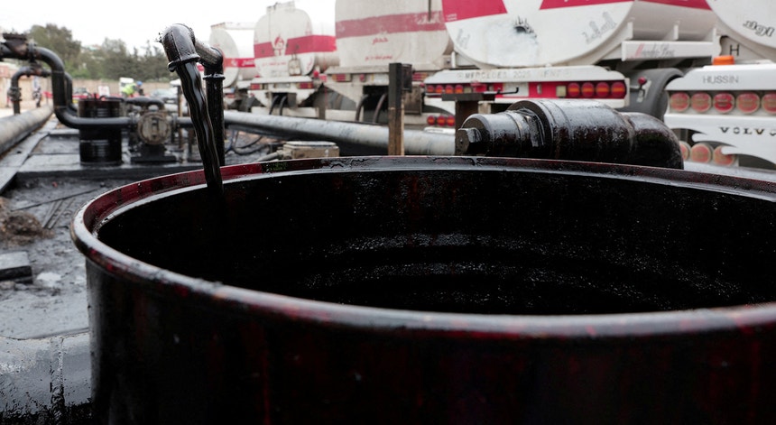 Médio Oriente. Barril de Brent sobe acima dos 100 dólares