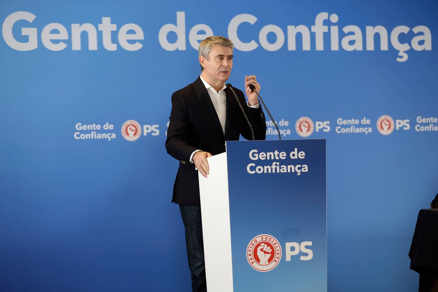 Carneiro to stand again for leadership of the Socialist Party (PS)