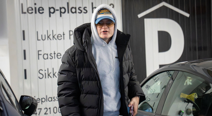 Arranca julgamento do filho da princesa-herdeira da Noruega acusado de violação