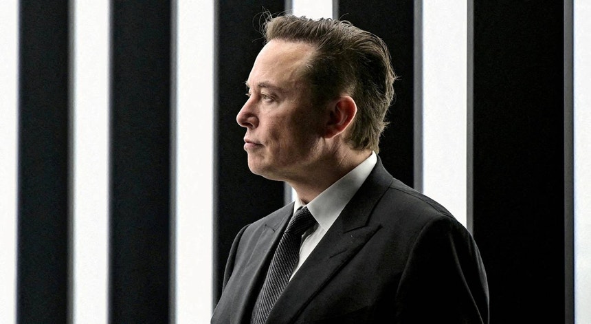Imagem de Acionistas da Tesla aprovam plano de remuneração de um bilião de dólares para Elon Musk
