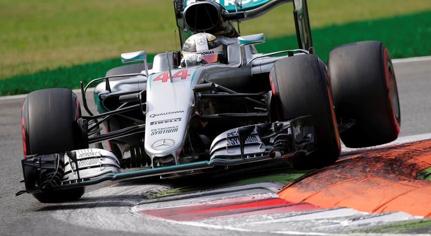 Hamilton domina Sábado em Monza
