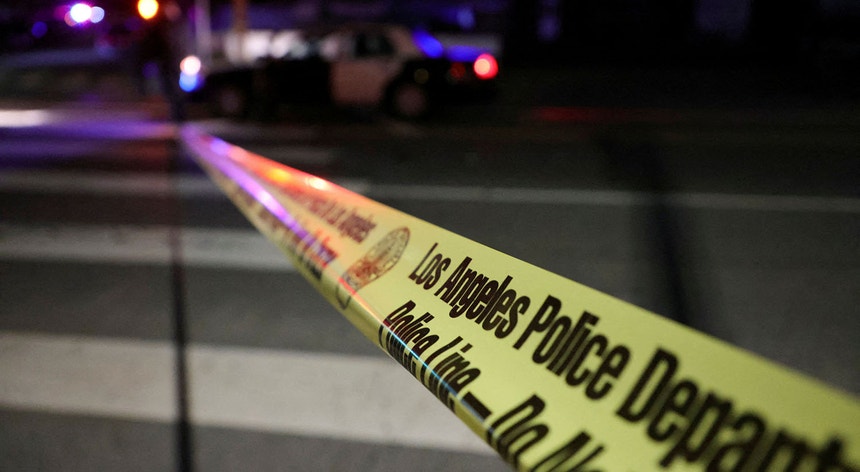 Sete polícias da Califórnia são acusados da morte de um homem detido
