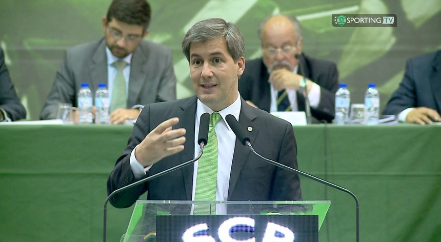 Bruno de Carvalho quer ver aprovadas as alterações que propõe ou deixa o clube
