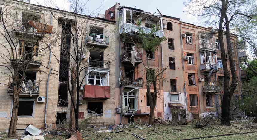 Ucrnia. Pscoa ortodoxa marcada por ataques russos em Kharkiv