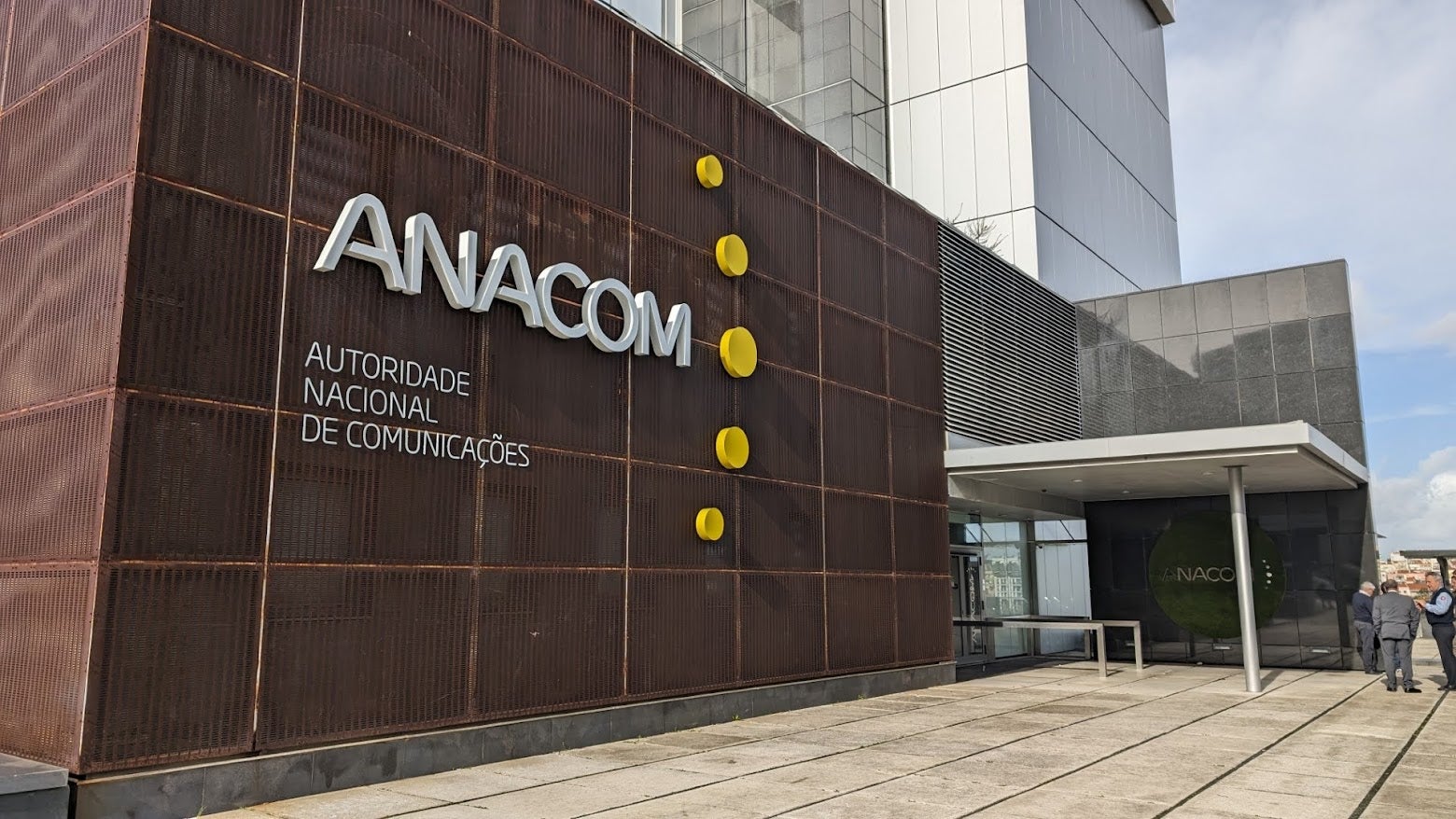 ANACOM lança página na internet em língua inglesa