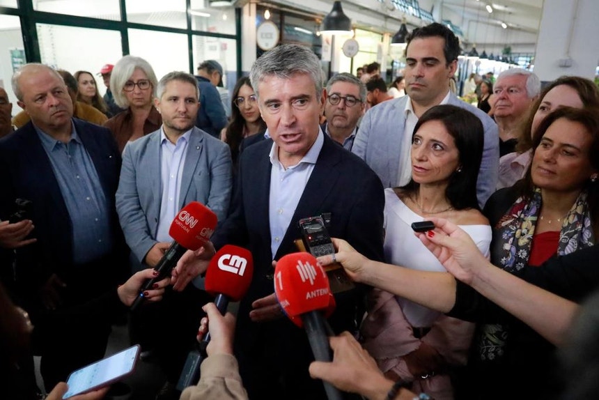 Imagem de PS quer descida do IVA dos combustíveis e bens alimentares essenciais