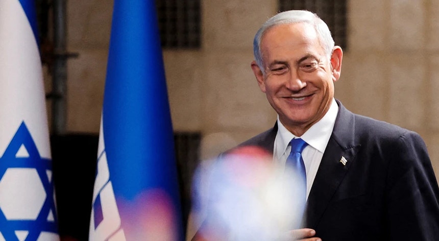 Knesset aprova lei que protege Bibi Netanyahu nos processos de corrupção