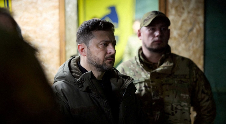 Imagem ilustrativa: "Provas irrefutáveis". Zelensky acusa Rússia de canalizar informações para o Ir