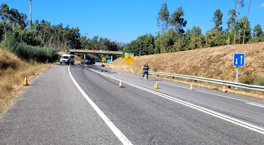 Deadly Bus Crash on IP3: One Killed and Over 30 Injured in Tragic Collision Near Tondela