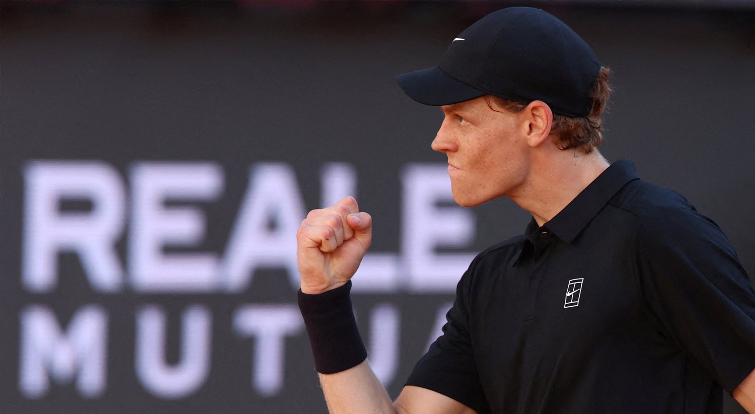 Poderio de Sinner paira sobre Roland Garros