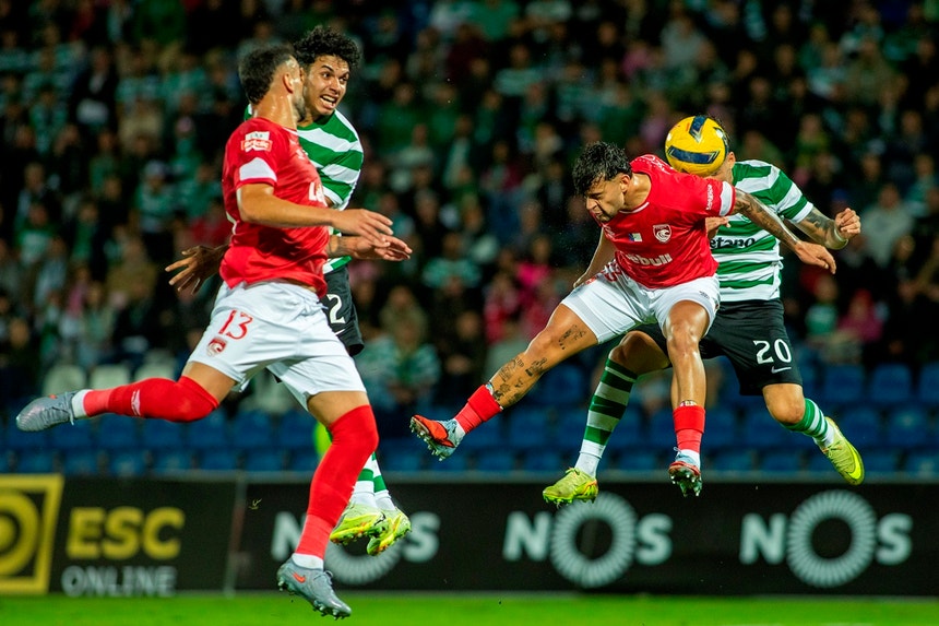 APCVD abre processo após incidentes no Santa Clara-Sporting