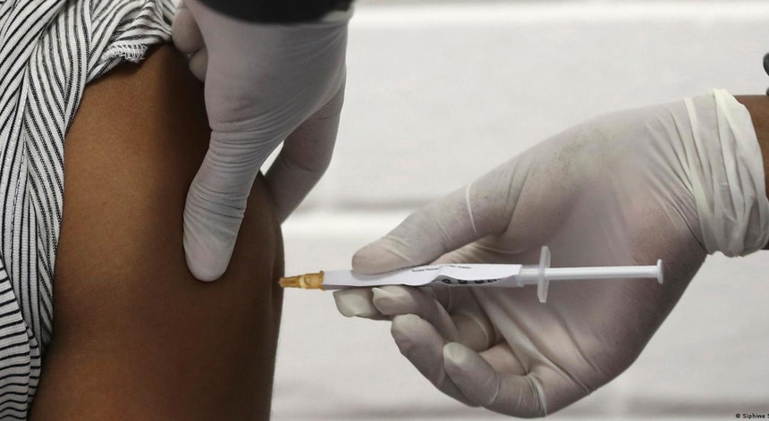 A falta de registos civis pode deixar milhões sem vacinas em África
