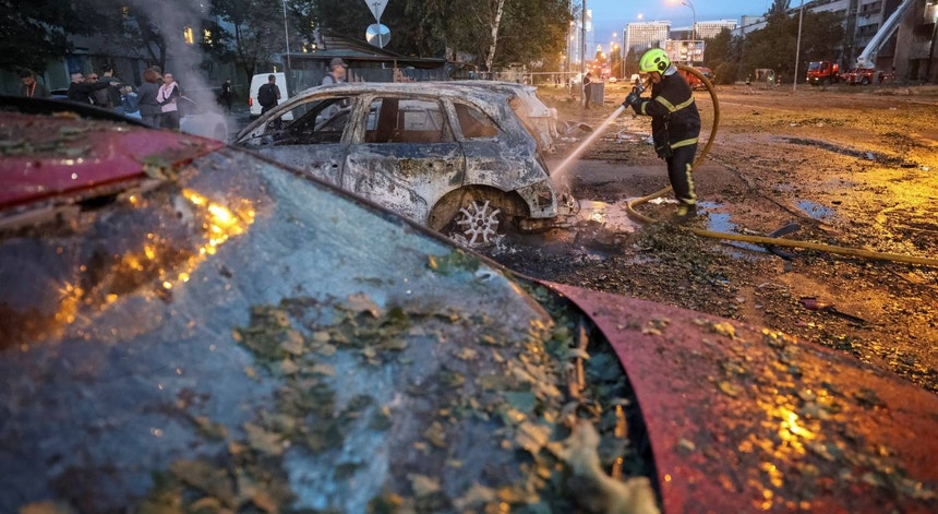 Ataques russos em Kiev fazem pelo menos nove mortos e 28 feridos