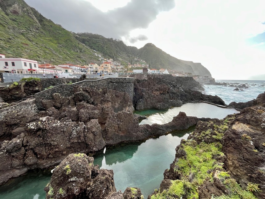 Imagem de Depressão cobre de neve as terras altas da Madeira