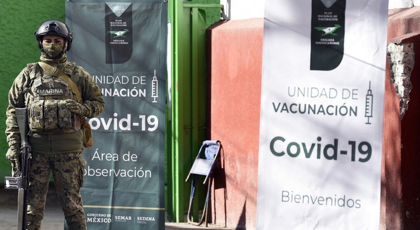 Vacinar é uma das palavras de ordem no México
