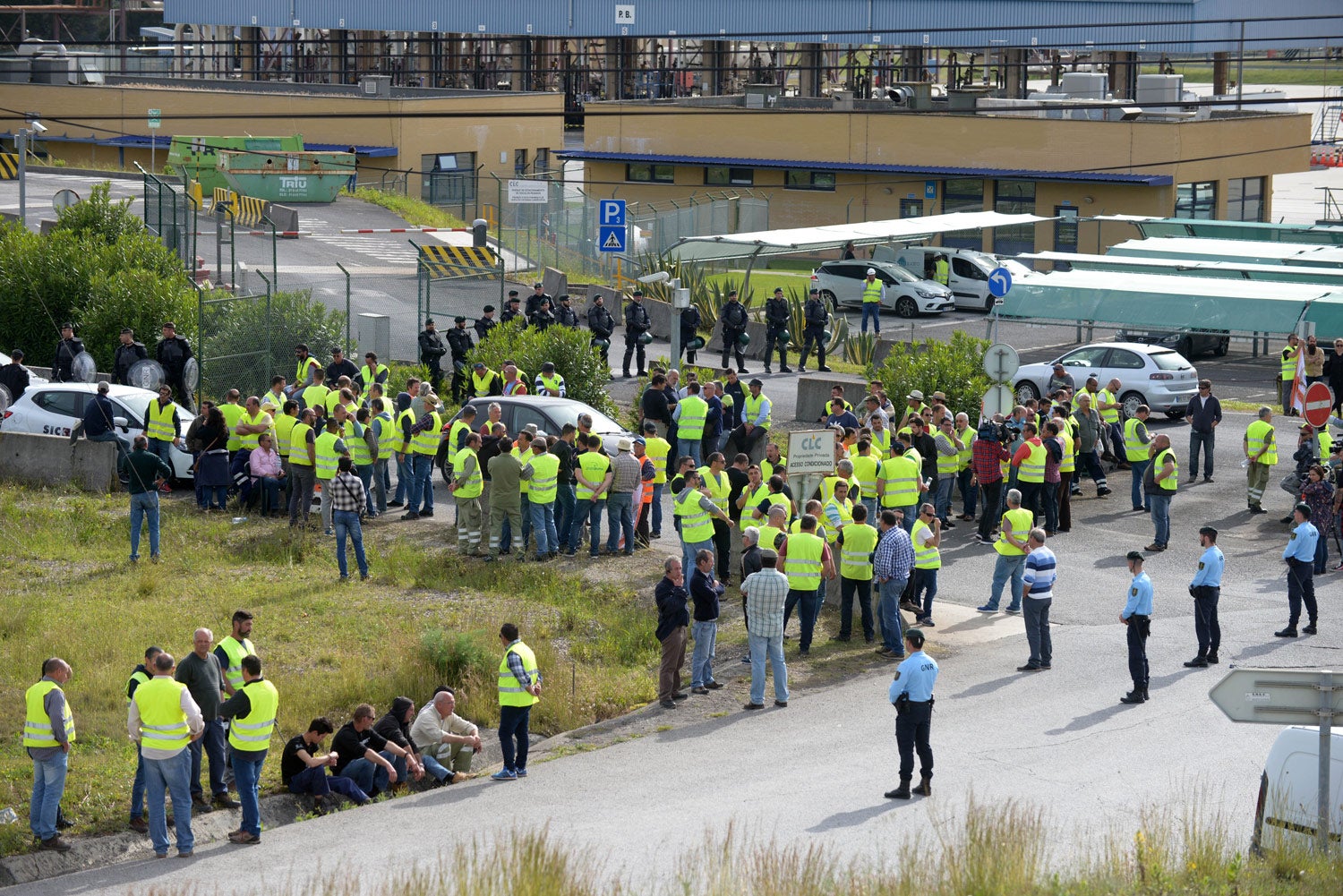 PCP pede apuramento dos factos que levaram MP a pedir extin��o de sindicato