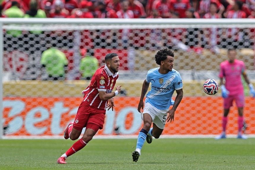 Fulham, de Marco Silva, contrata Oscar Bobb ao Manchester City