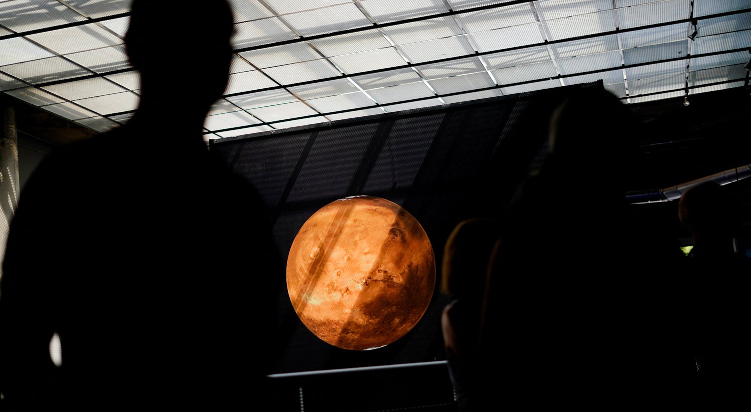 Centro de Ciência Viva de Coimbra mostra eclipse em ecrã gigante
