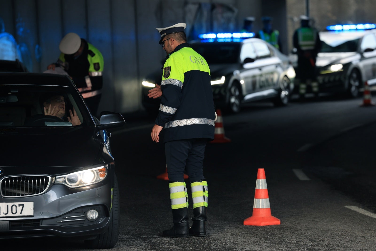 Quase 73 mil veículos detetados sem inspeção obrigatória em 2025