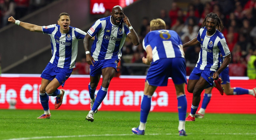 Imagem de FC Porto dá passo de gigante rumo ao título