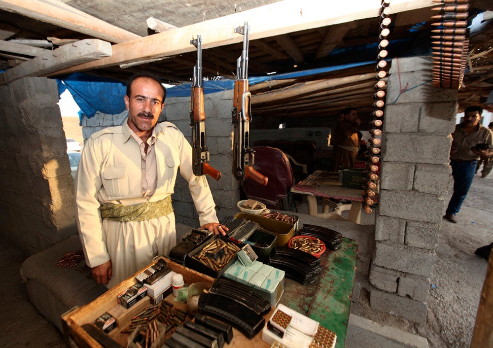 Uma loja de armas em Erbil, Cazaquist&atilde;o Iraquiano Foto: Reuters