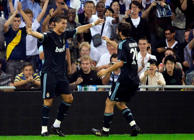 Cristiano Ronaldo marcou o primeiro golo fora na Liga frente ao Espanyol de Barcelona