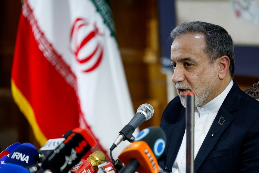Irão responde a ameaças dos EUA: "Querem tentar a sorte de novo?"