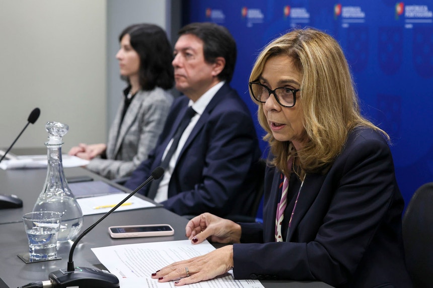 Imagem de Mais ambulâncias no INEM e camas nos hospitais para enfrentar pico da gripe