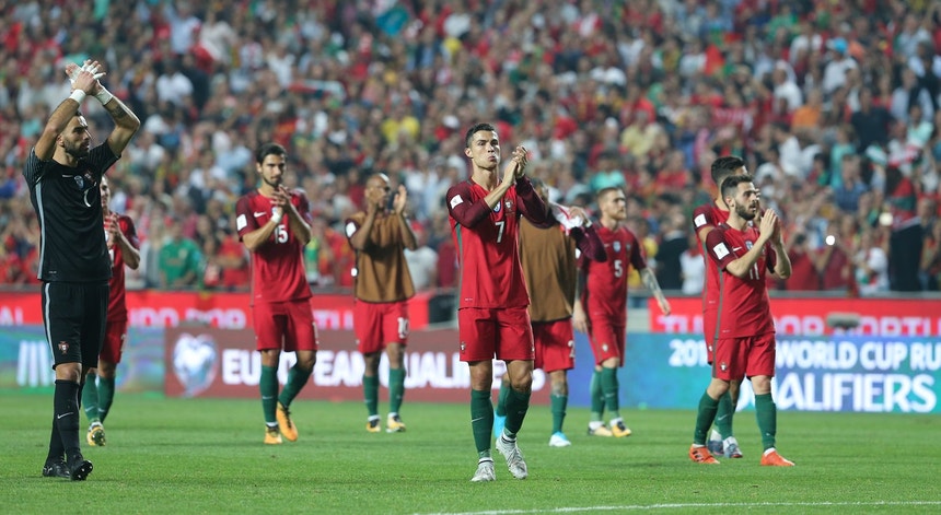 Portugal festejou com as adeptos a qualificação
